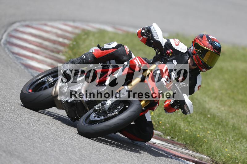 /27 12.06.2025 Ducati Schweiz Trackday Warmup  ADR/gruen-vert/22
